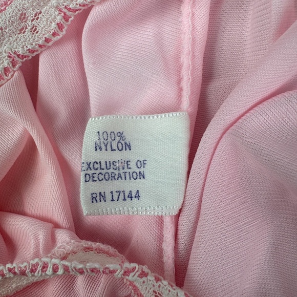 Vintage Fit Rite Lingerie Size M Pink Full Length Nightgown Tiered Ruffled Lace - Picture 5 of 7